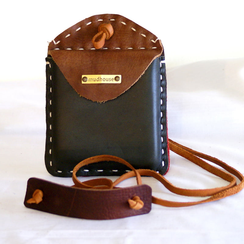 Amor Sling Pouch Amor Sling Pouch