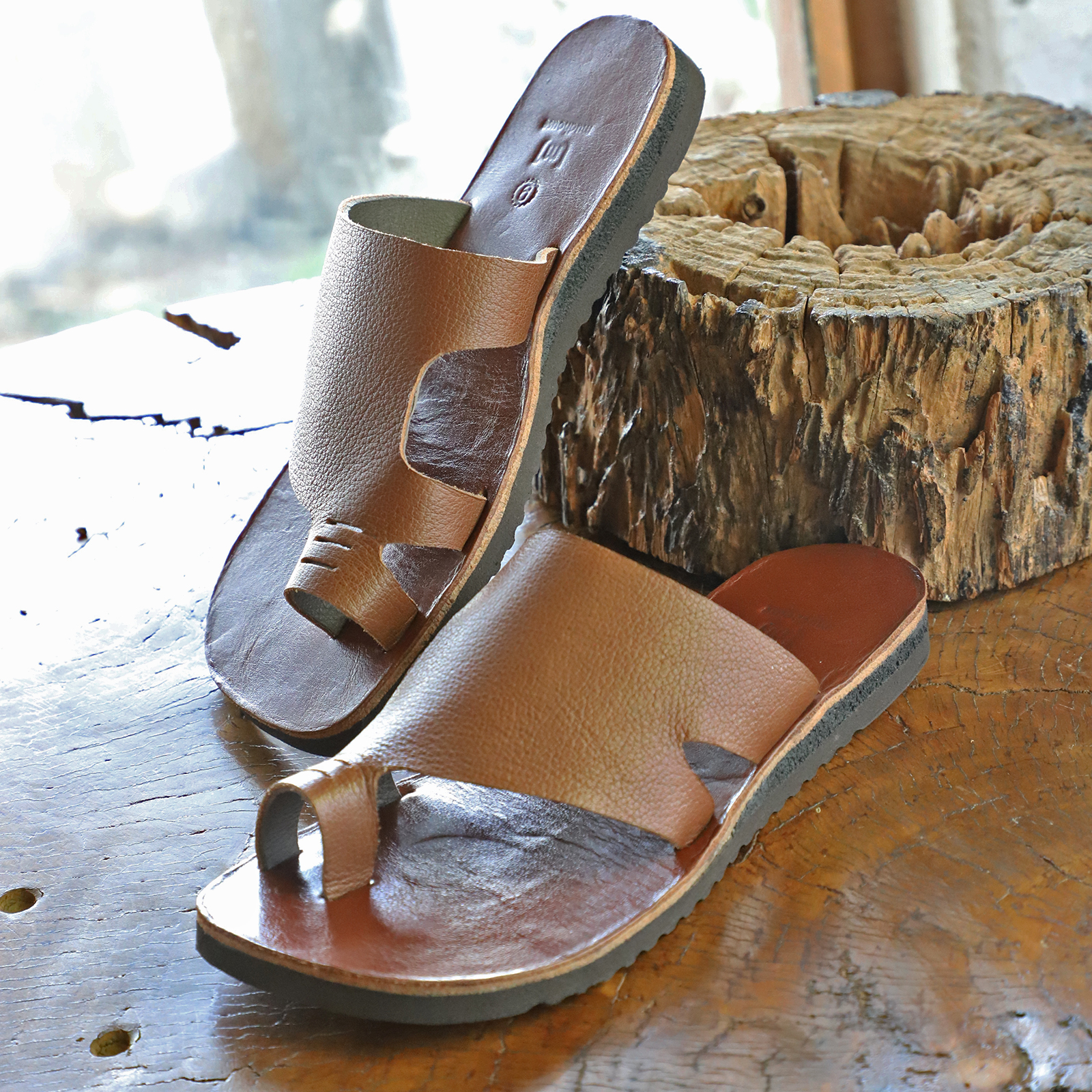 Handmade leather thong sandals for women in dark brown | The leather  craftsmen