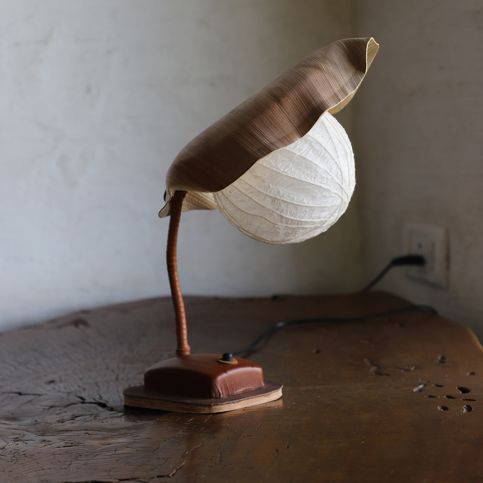 Luz Table Lamp