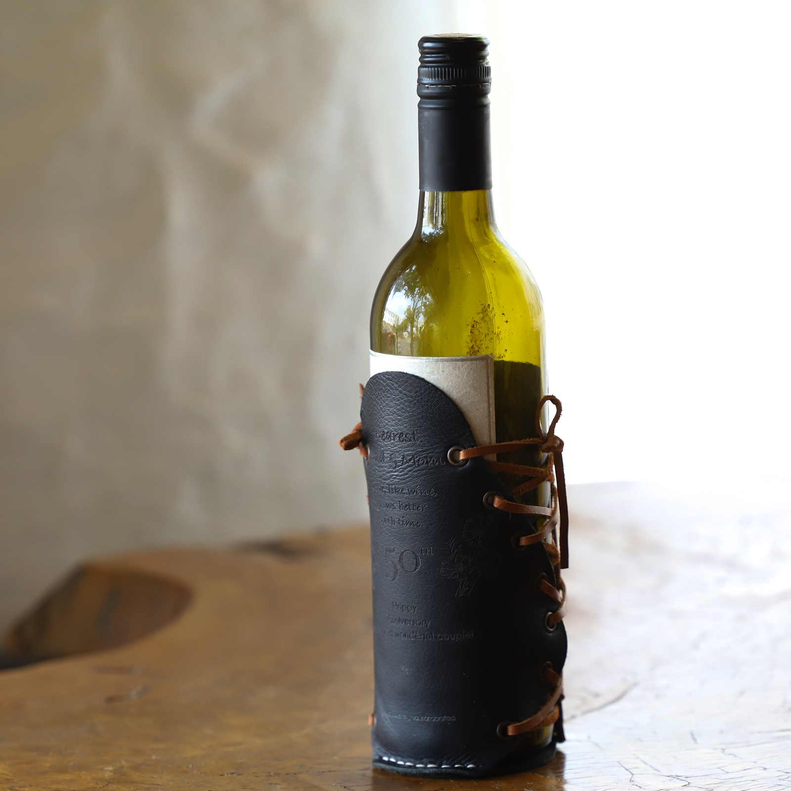 Vino Bottle Holder