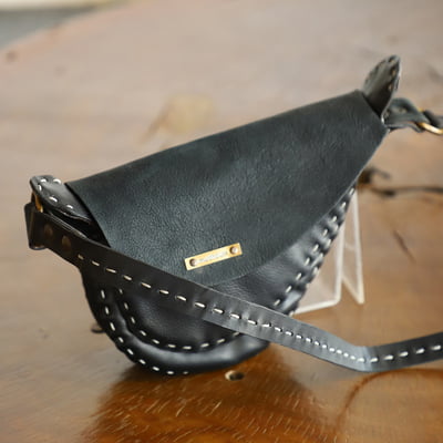 Zad Sling Pouch Zad Sling Pouch