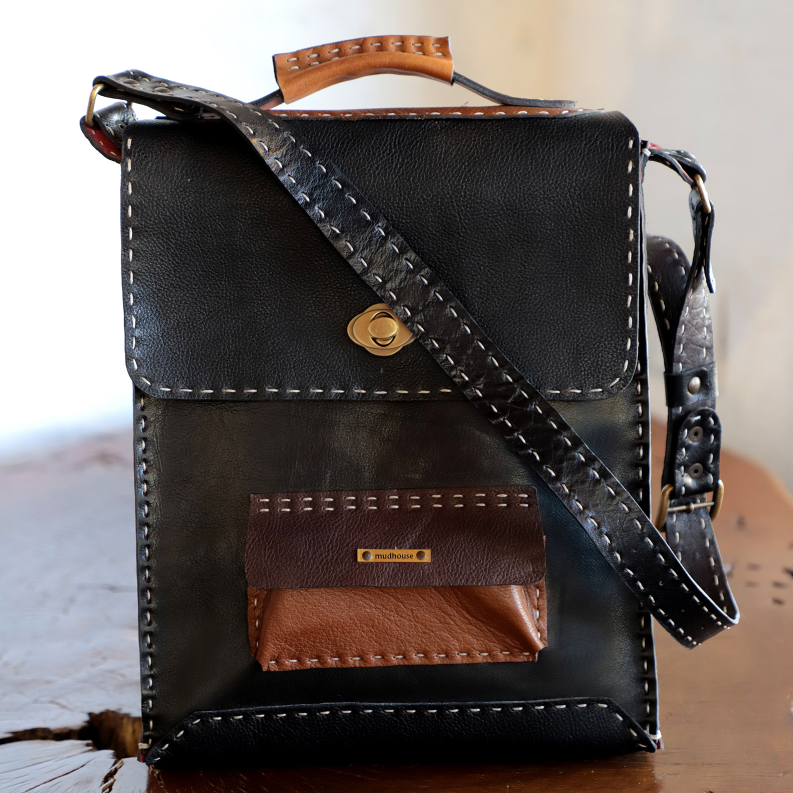 Rove Messenger Bag