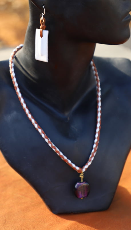 Leather necklace Kyle Leather necklace Kyle