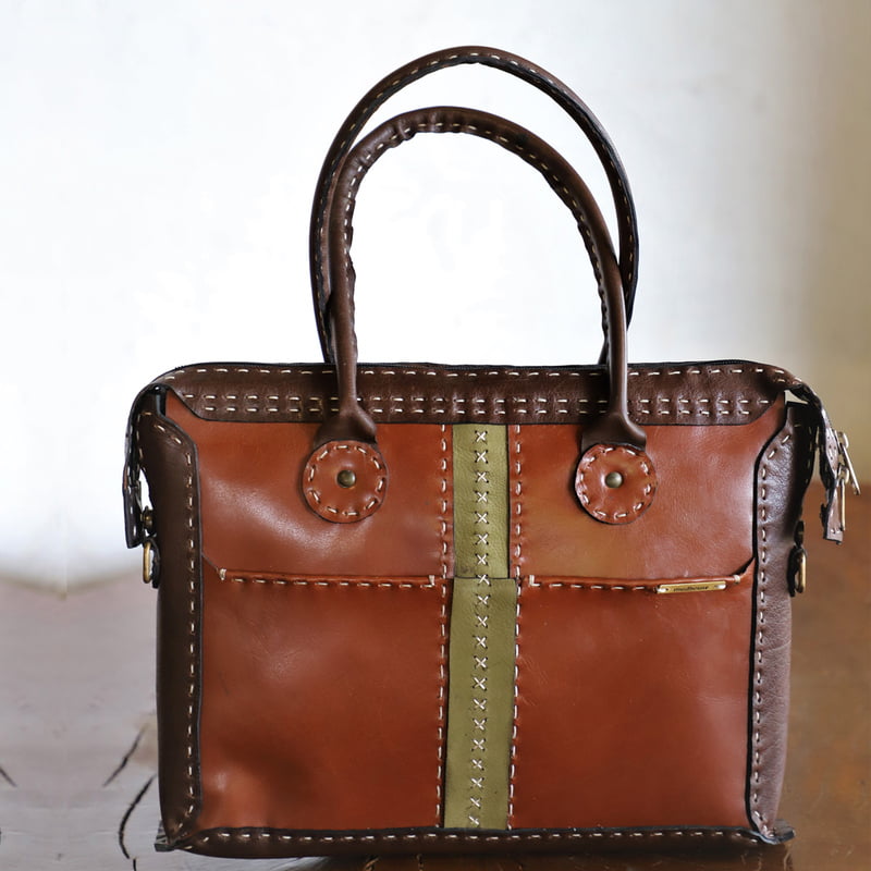 Nera Sleeve Bag Nera Sleeve Bag