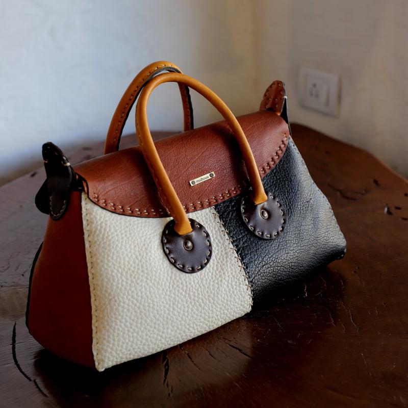 Laine Hand Bag 