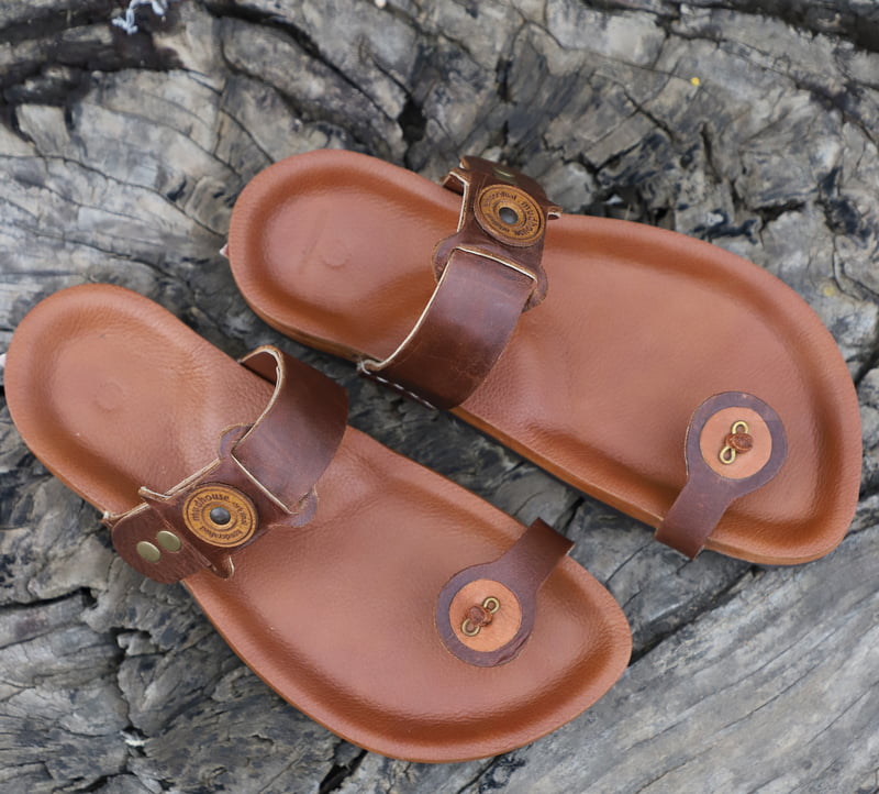 Leather sandals Tantra